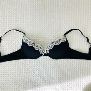T shirt bra